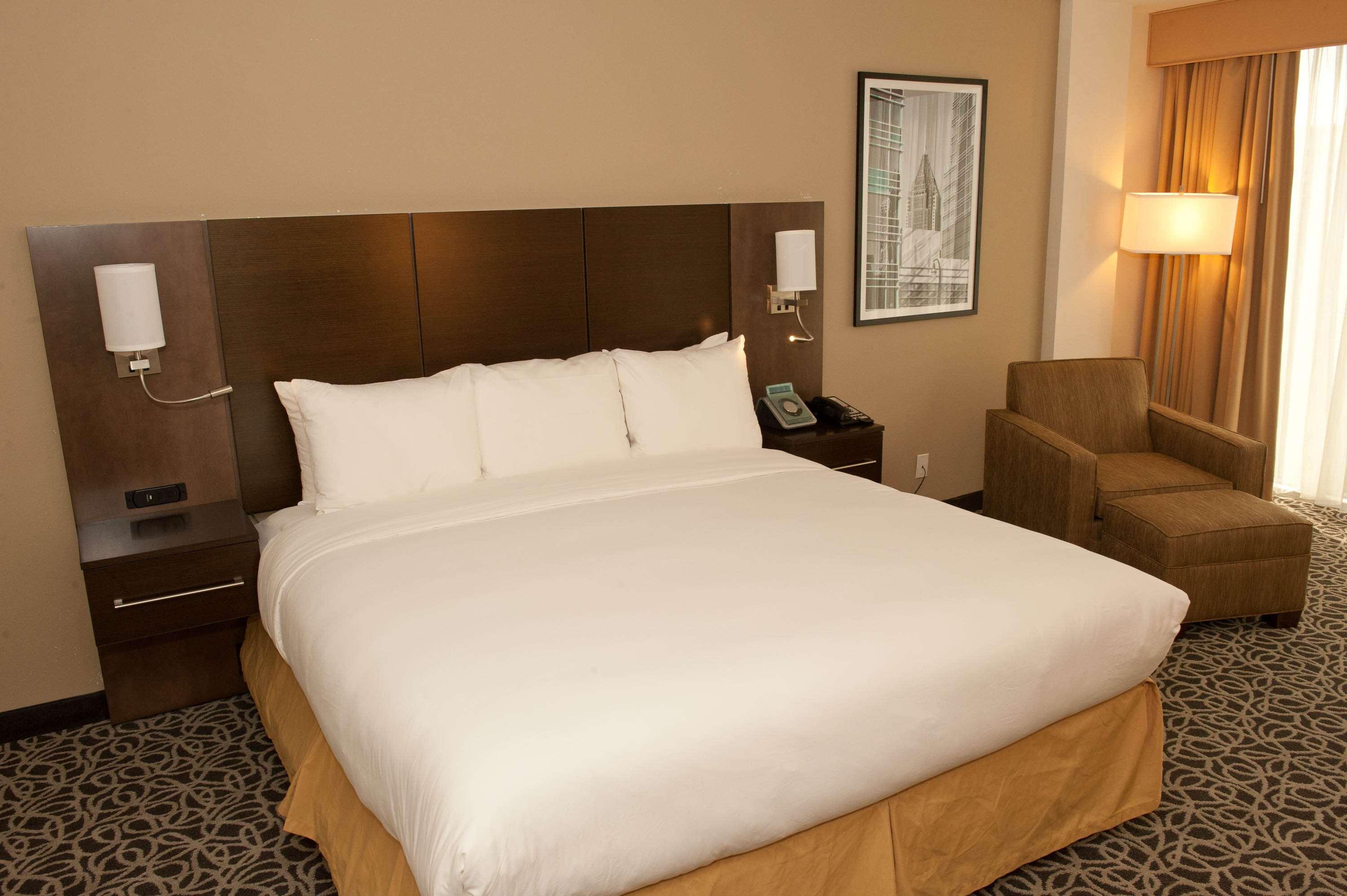 Radisson Hotel Atlanta Northwest มาเรียตตา ภายนอก รูปภาพ